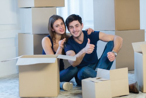 High-quality packing materials and organized packing